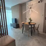 Towarowa Nature Apartment, Free Parking, Air-conditioning, Self Check-in 24h 포즈난