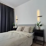 Towarowa Nature Apartment, Free Parking, Air-conditioning, Self Check-in 24h 아파트 포즈난
