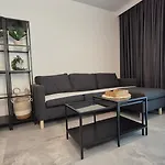Towarowa Nature Apartment, Free Parking, Air-conditioning, Self Check-in 24h * 포즈난