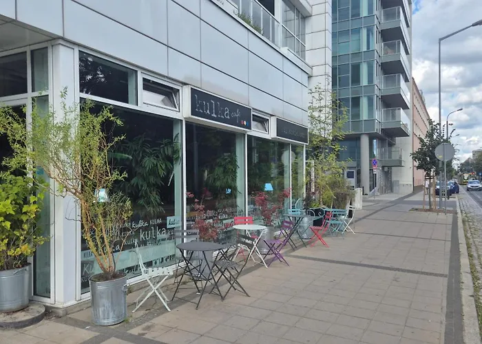 Towarowa Nature Apartment, Free Parking, Air-conditioning, Self Check-in 24h Apartmán Poznaň