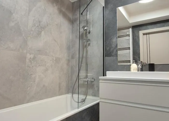 Towarowa Nature Apartment, Free Parking, Air-conditioning, Self Check-in 24h *