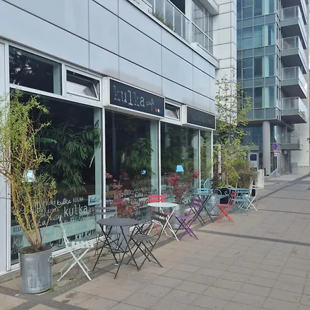 Towarowa Nature Apartment, Free Parking, Air-conditioning, Self Check-in 24h 아파트 포즈난