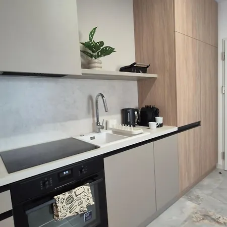 Towarowa Nature Apartment, Free Parking, Air-conditioning, Self Check-in 24h Poznań