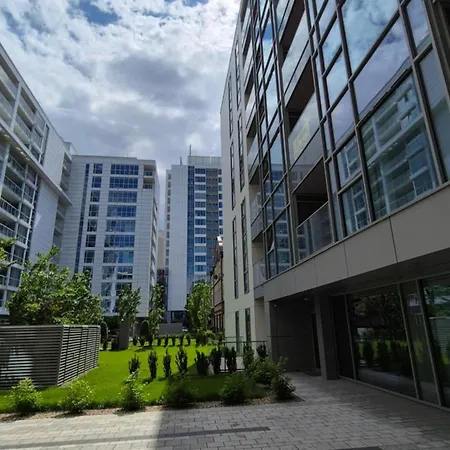 Towarowa Nature Apartment, Free Parking, Air-conditioning, Self Check-in 24h 아파트 *