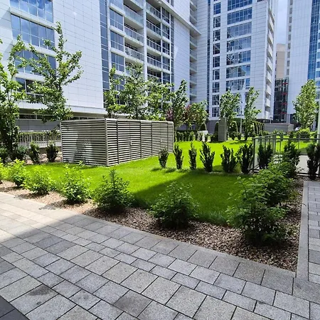 아파트 Towarowa Nature Apartment, Free Parking, Air-conditioning, Self Check-in 24h *